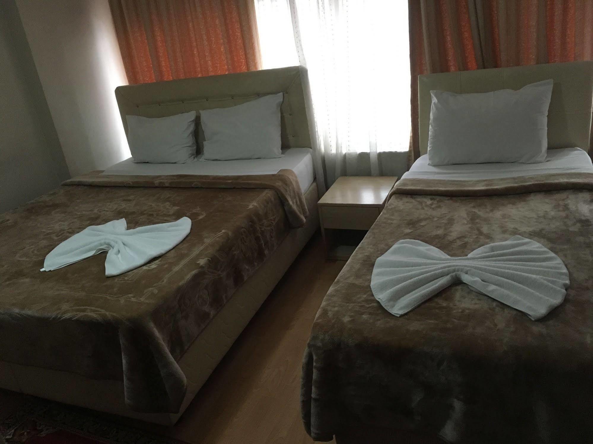 Oeruen Hotel อิสตันบูล ภายนอก รูปภาพ