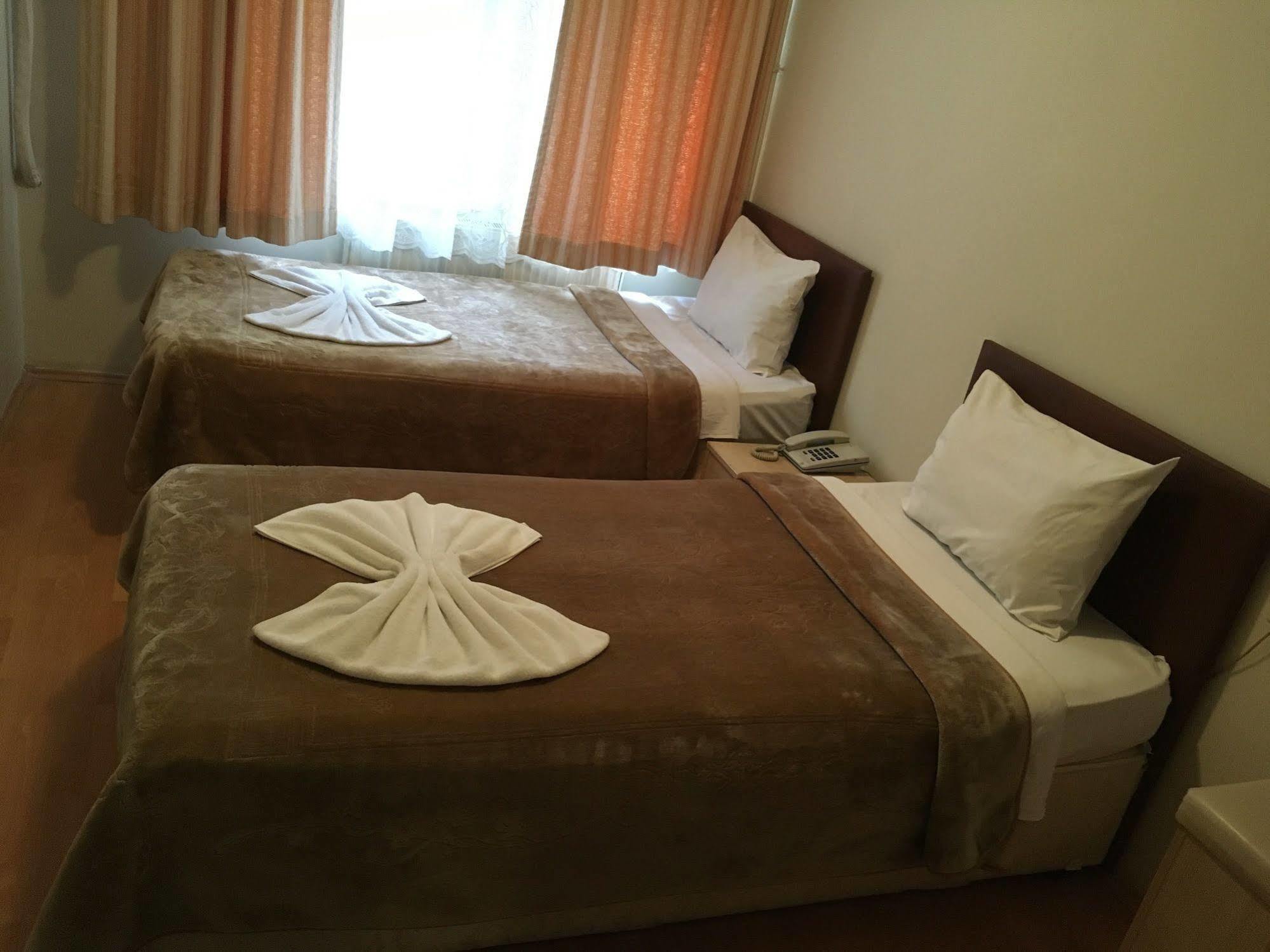 Oeruen Hotel อิสตันบูล ภายนอก รูปภาพ
